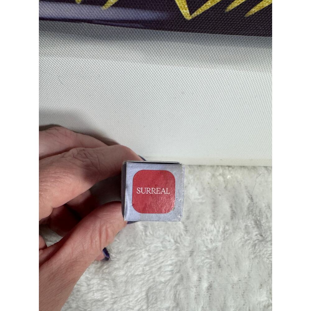 NIB Saie Blur Matte Lipstick Surreal - Picture 2 of 3